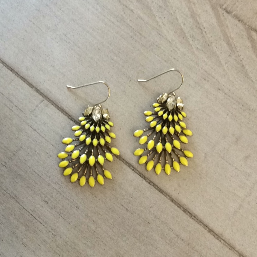 Stella and Dot Norah Chandeliers earrings